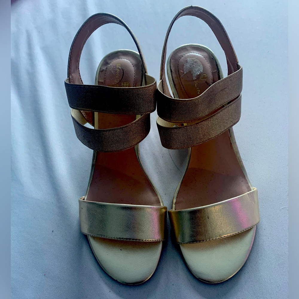 Bandolino Gold heels